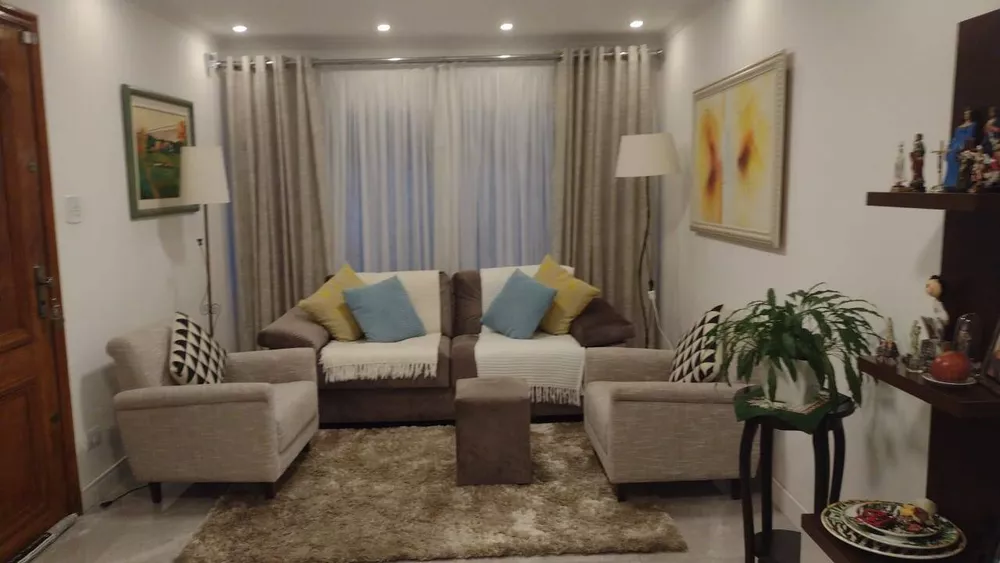 Sobrado à venda com 3 quartos, 150m² - Foto 1