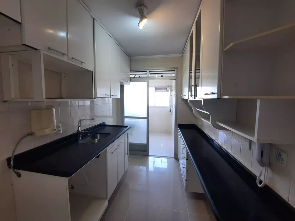 Apartamento à venda e aluguel com 3 quartos, 72m² - Foto 3