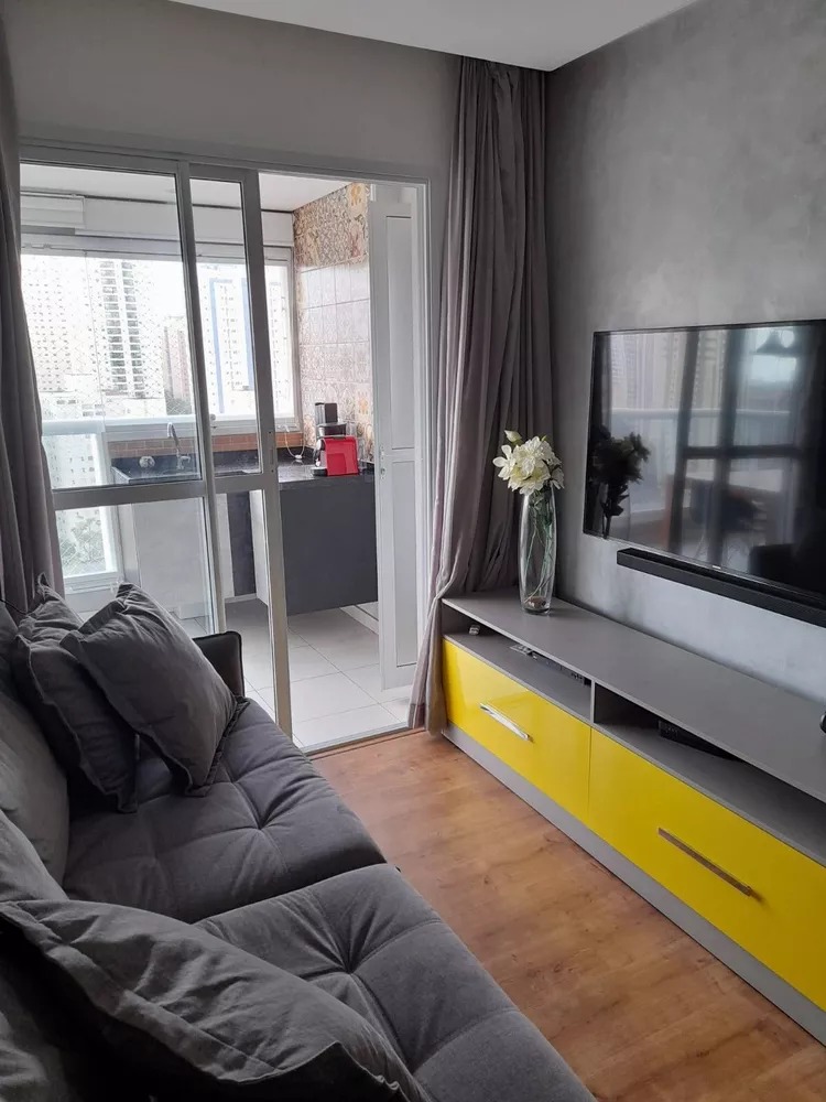 Apartamento à venda com 2 quartos, 73m² - Foto 1