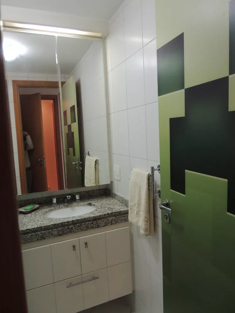 Apartamento à venda com 3 quartos, 125m² - Foto 10