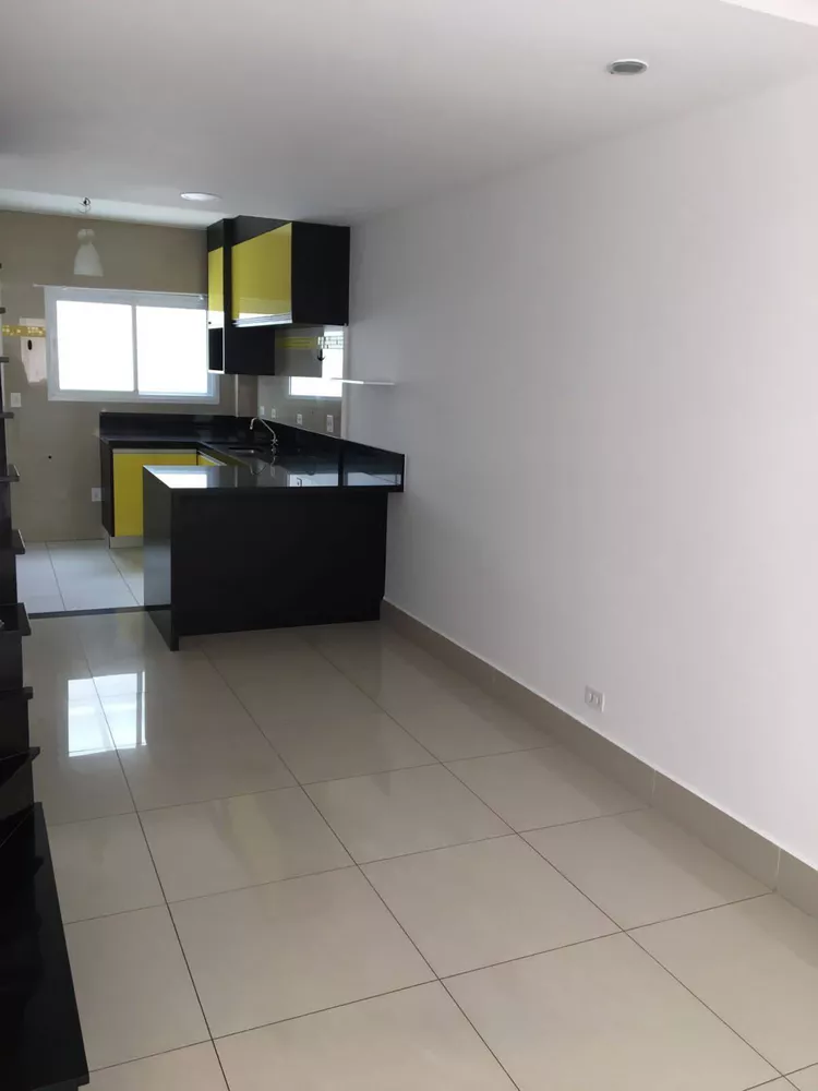 Sobrado à venda com 2 quartos, 66m² - Foto 2