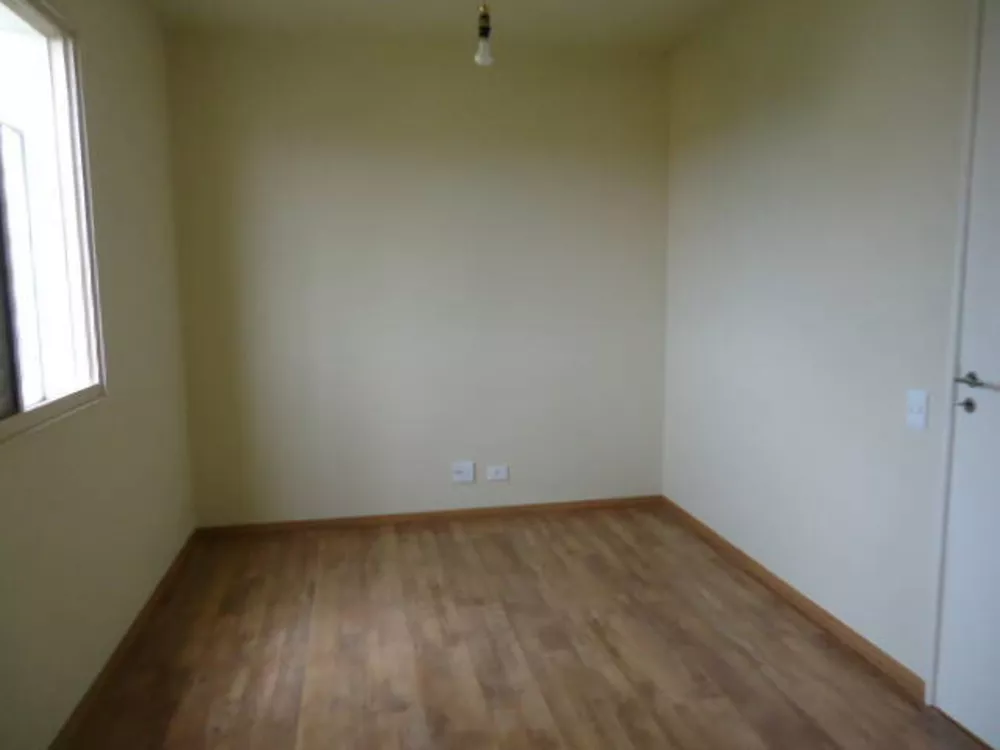 Apartamento à venda com 3 quartos, 77m² - Foto 4