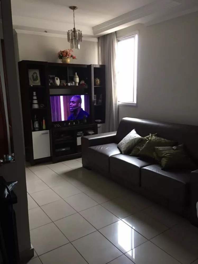 Apartamento à venda com 2 quartos, 58m² - Foto 4