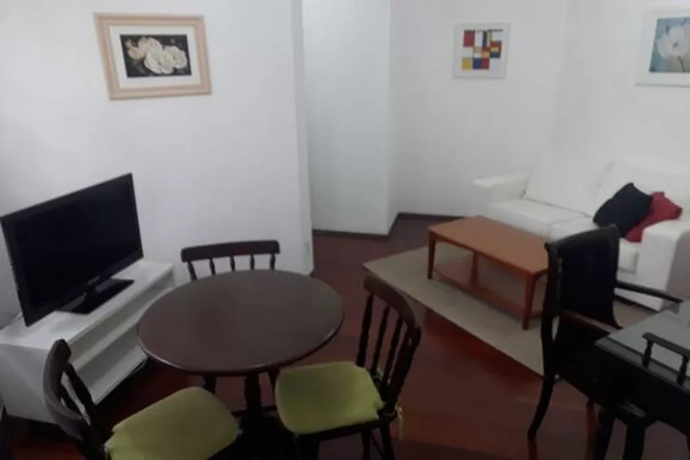 Apartamento para alugar com 1 quarto, 50m² - Foto 2