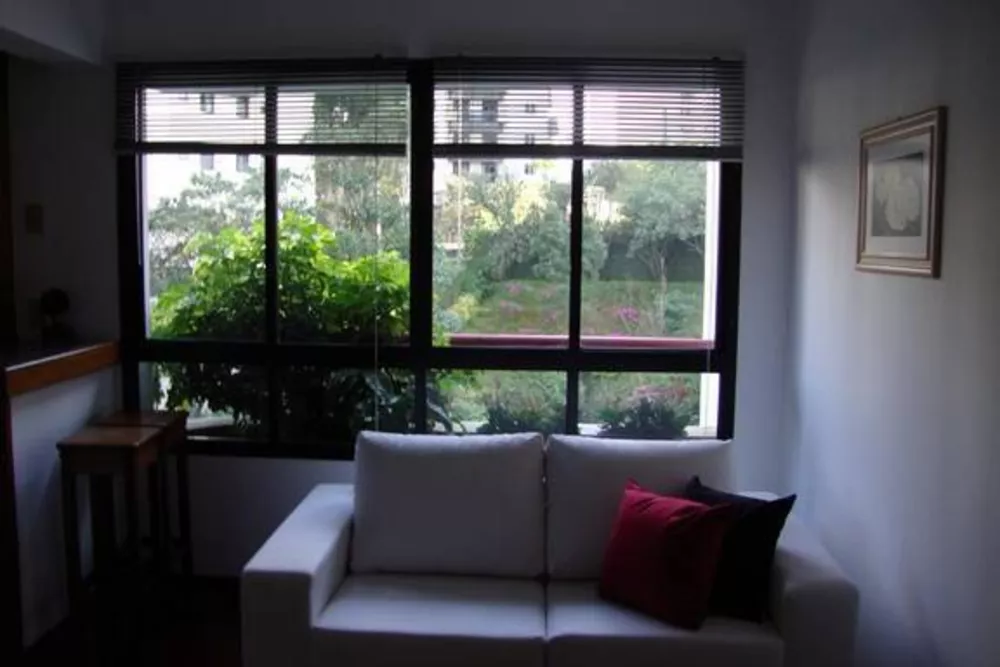 Apartamento para alugar com 1 quarto, 50m² - Foto 4