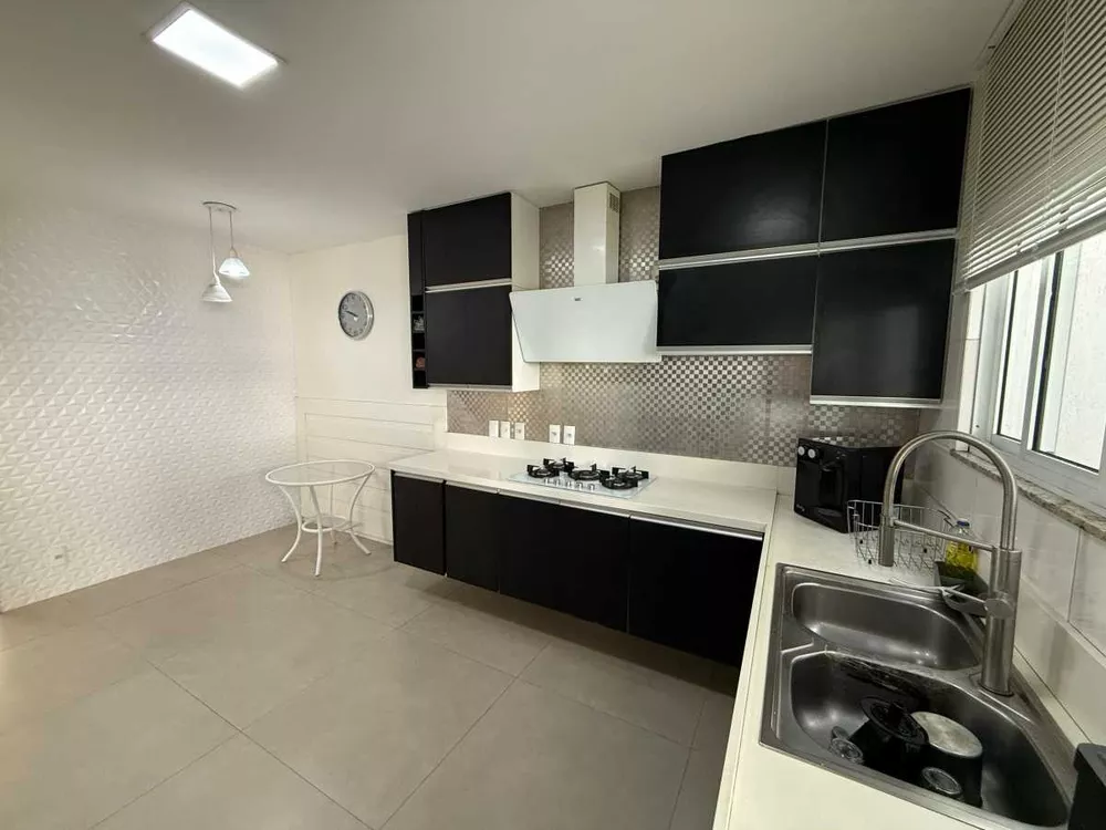 Casa, 4 quartos, 450 m² - Foto 25