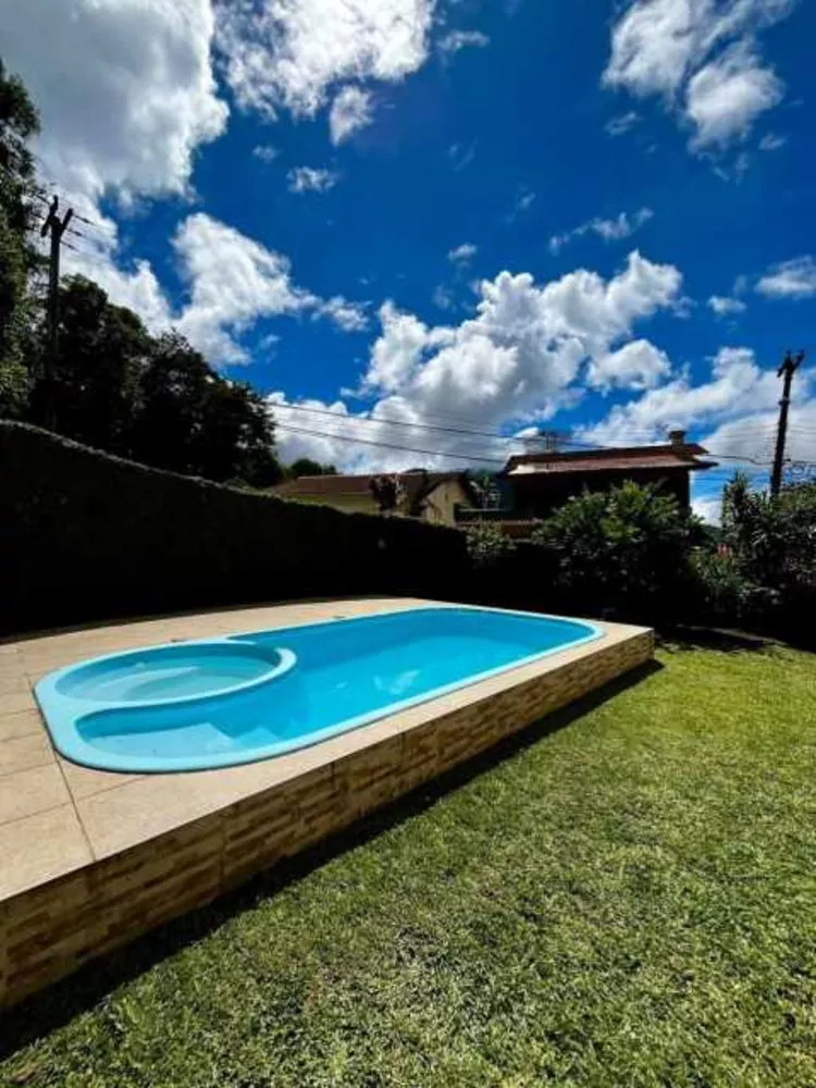 Casa, 3 quartos, 256 m² - Foto 1