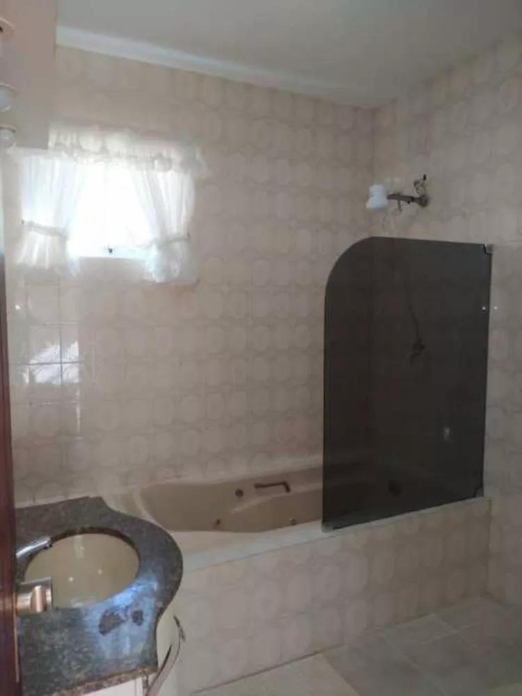 Casa, 4 quartos, 223 m² - Foto 19
