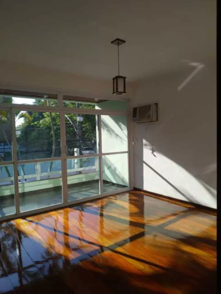 Casa, 4 quartos, 223 m² - Foto 9