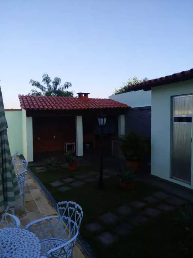 Casa, 4 quartos, 223 m² - Foto 11