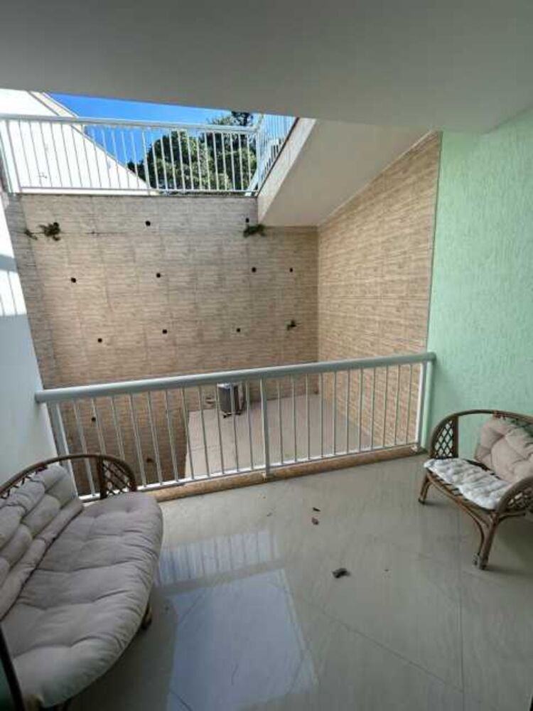Casa à venda com 4 quartos, 400m² - Foto 4