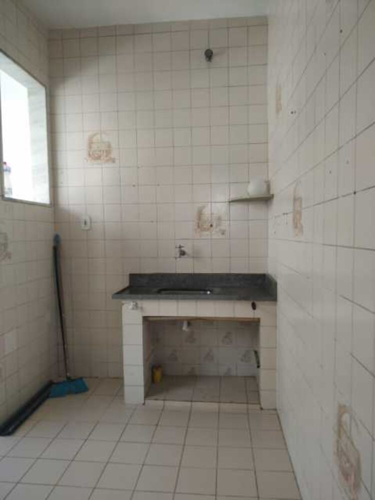 Apartamento à venda com 2 quartos, 60m² - Foto 4