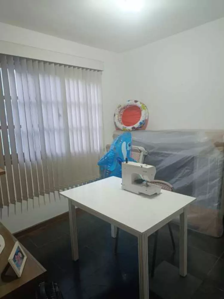 Casa, 4 quartos, 280 m² - Foto 3