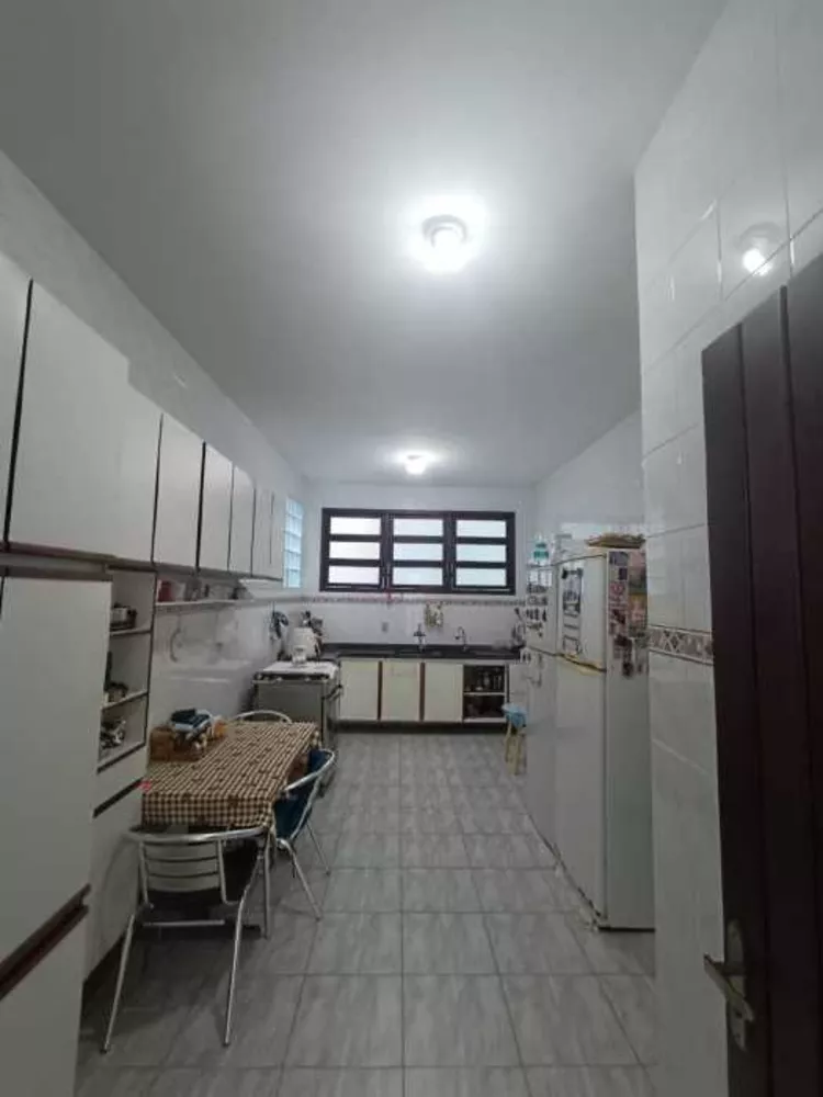 Casa, 4 quartos, 280 m² - Foto 11