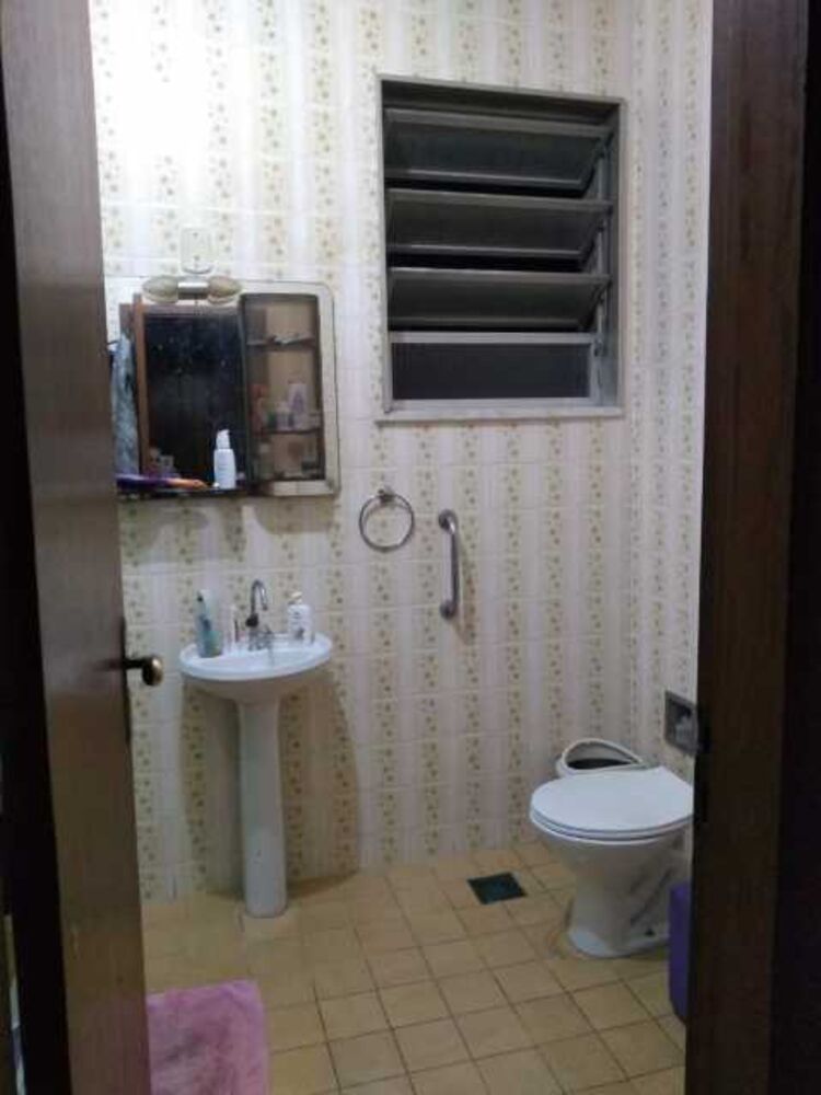 Casa à venda com 4 quartos, 200m² - Foto 3