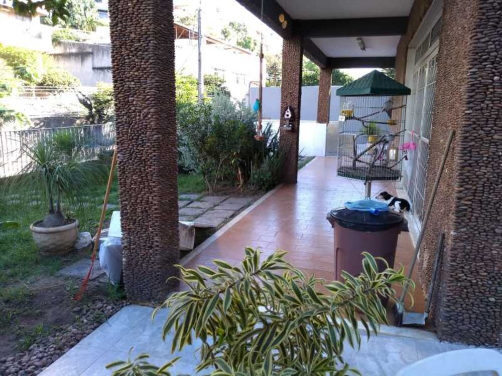 Casa à venda com 4 quartos, 200m² - Foto 16