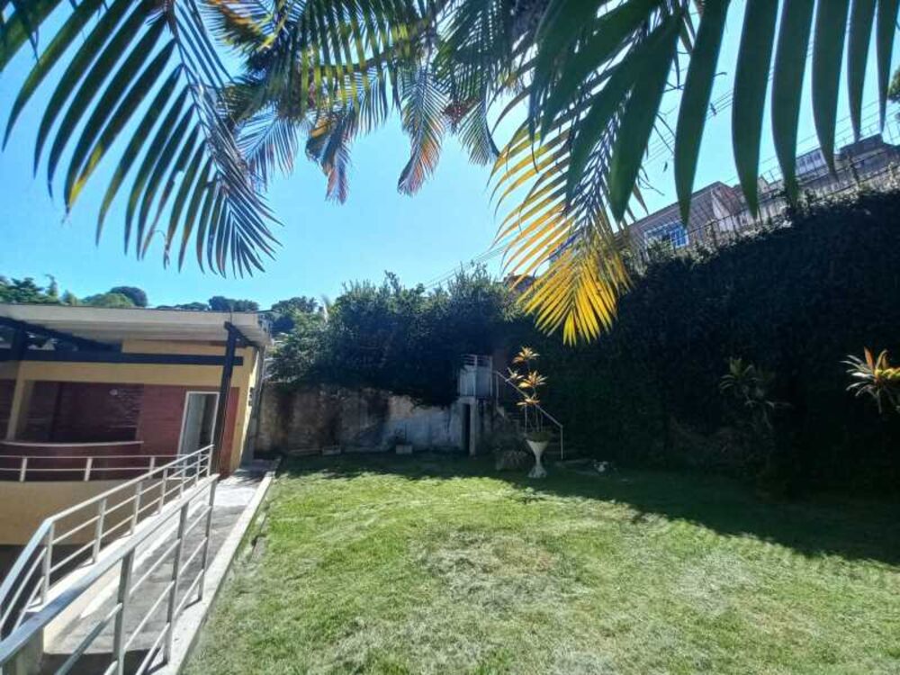 Casa, 3 quartos, 196 m² - Foto 1
