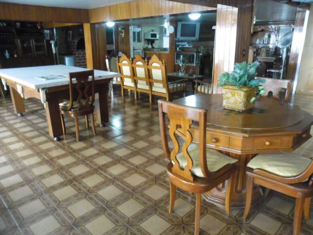 Casa, 5 quartos, 260 m² - Foto 19
