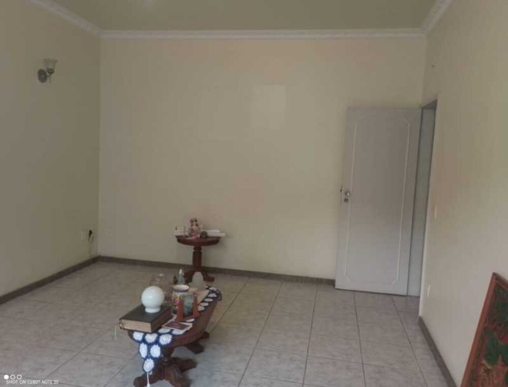 Casa à venda com 3 quartos, 198m² - Foto 11