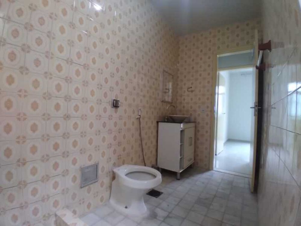 Apartamento à venda com 2 quartos, 66m² - Foto 3