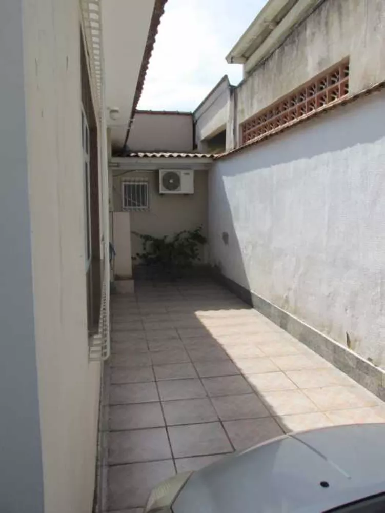 Casa, 3 quartos, 230 m² - Foto 28
