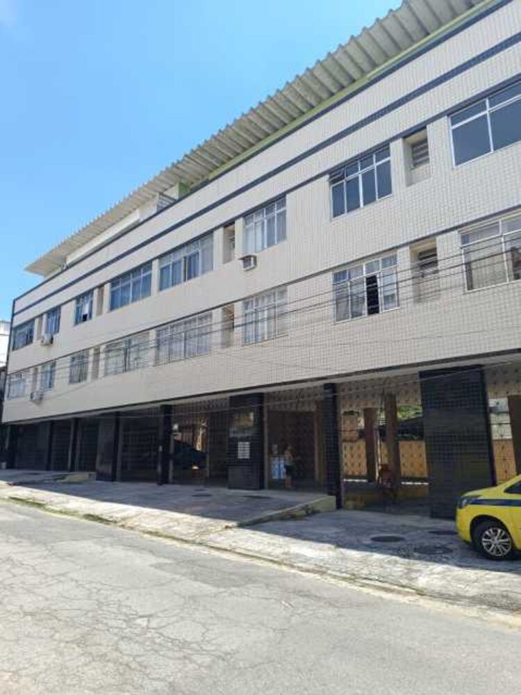 Apartamento à venda com 2 quartos, 72m² - Foto 2