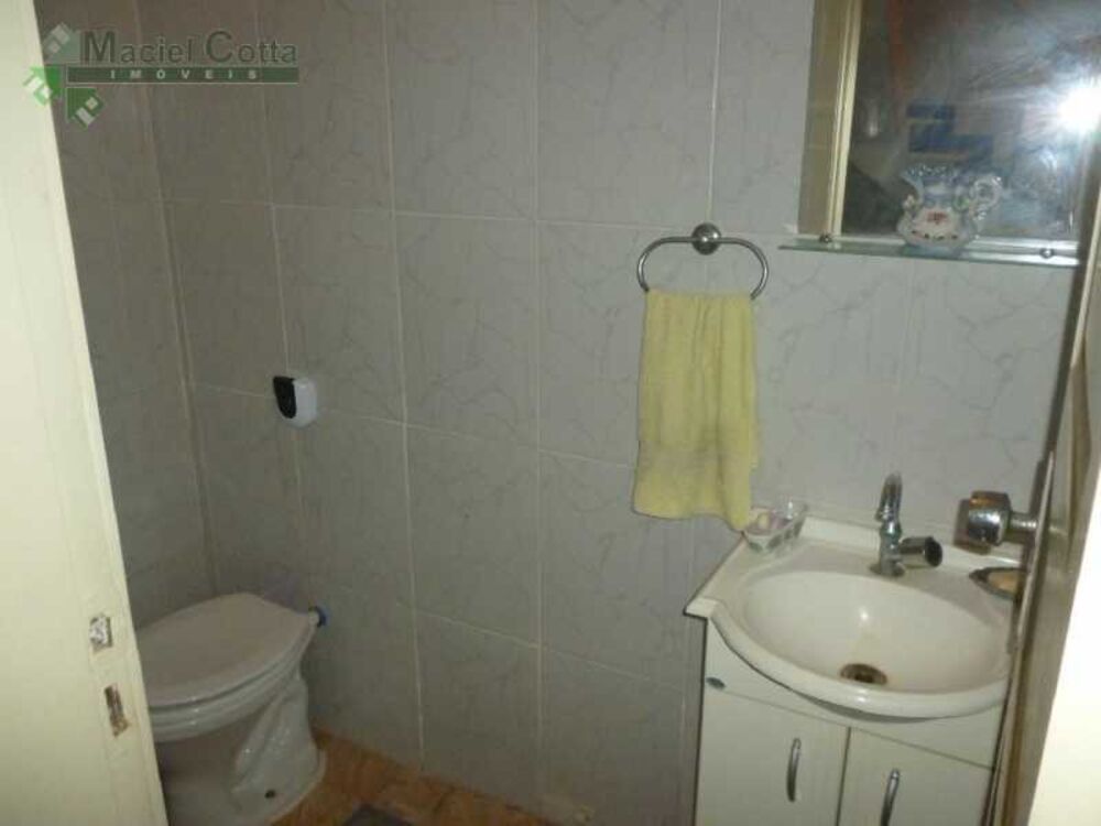 Casa, 5 quartos, 160 m² - Foto 1
