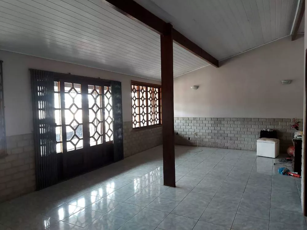 Casa, 5 quartos, 240 m² - Foto 12