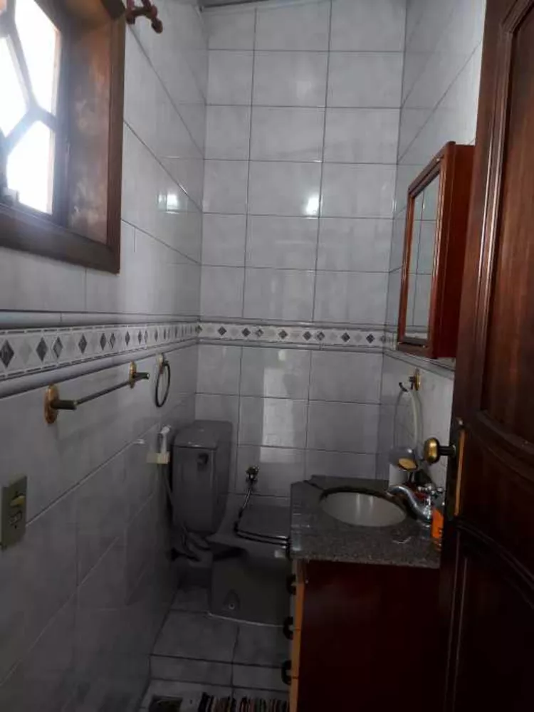 Casa, 5 quartos, 240 m² - Foto 18