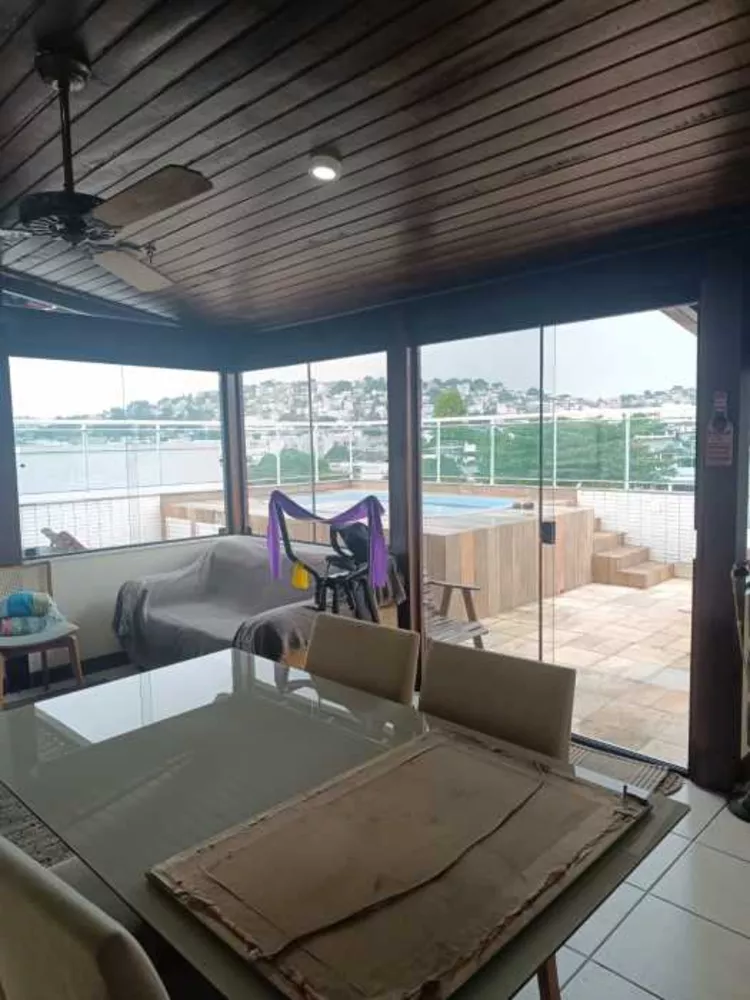 Cobertura, 3 quartos, 240 m² - Foto 13