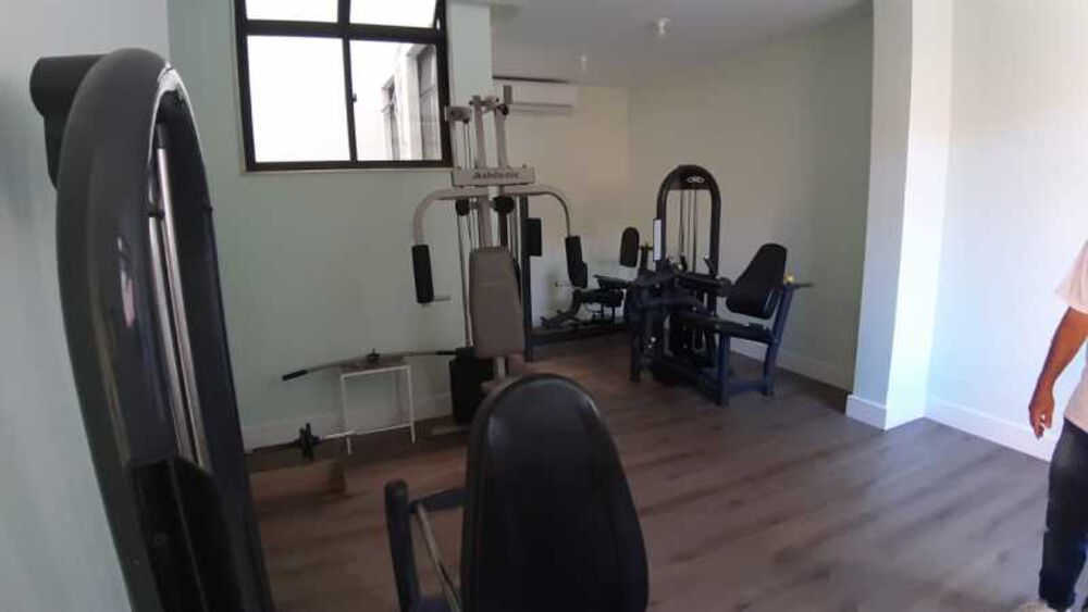 Apartamento à venda com 4 quartos, 180m² - Foto 14