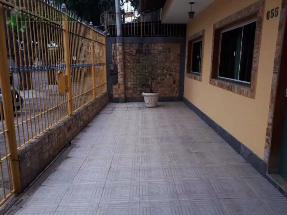 Casa, 2 quartos, 200 m² - Foto 1