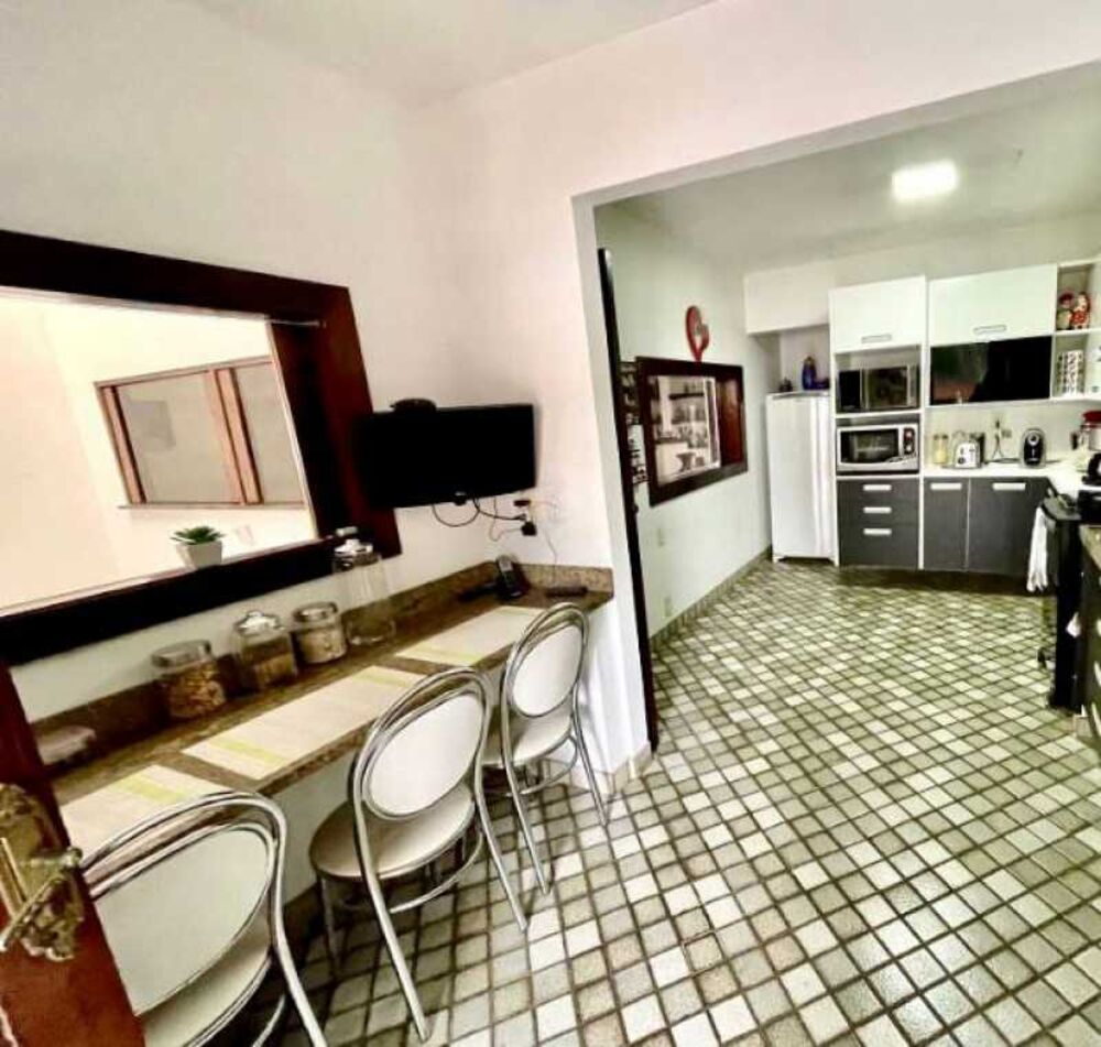 Casa à venda com 3 quartos, 367m² - Foto 19