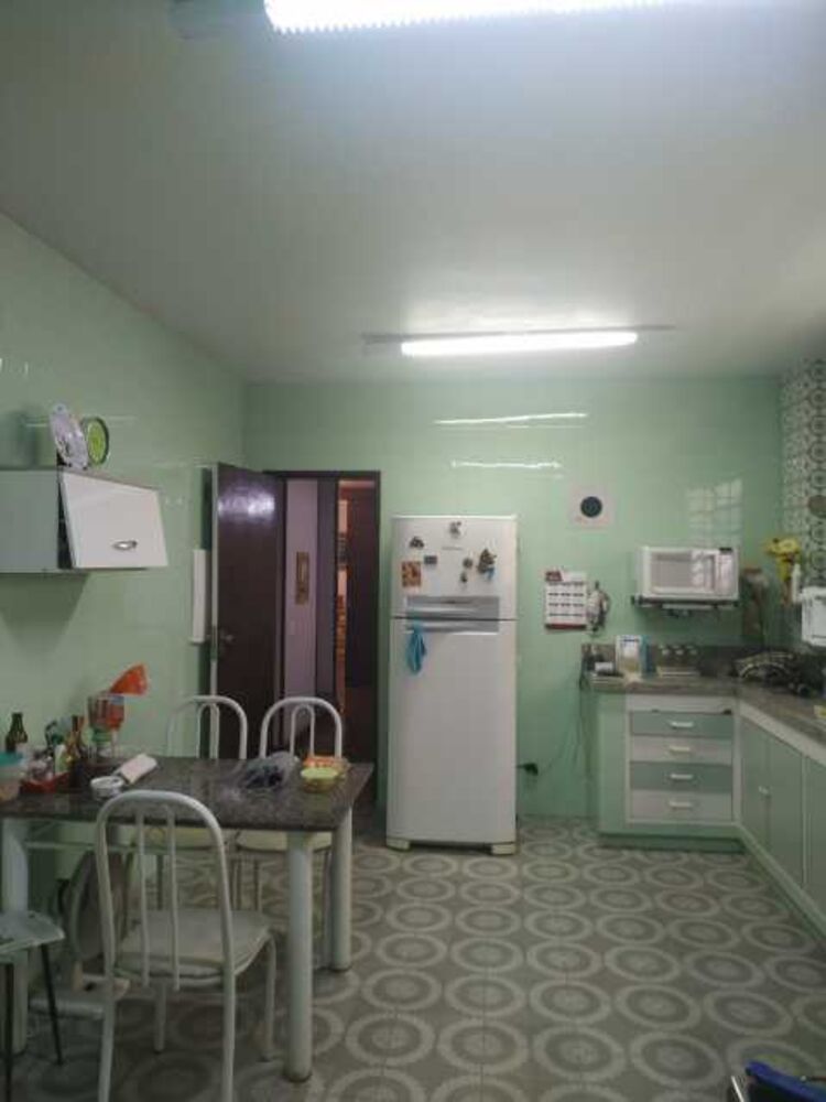 Casa à venda com 4 quartos, 372m² - Foto 14