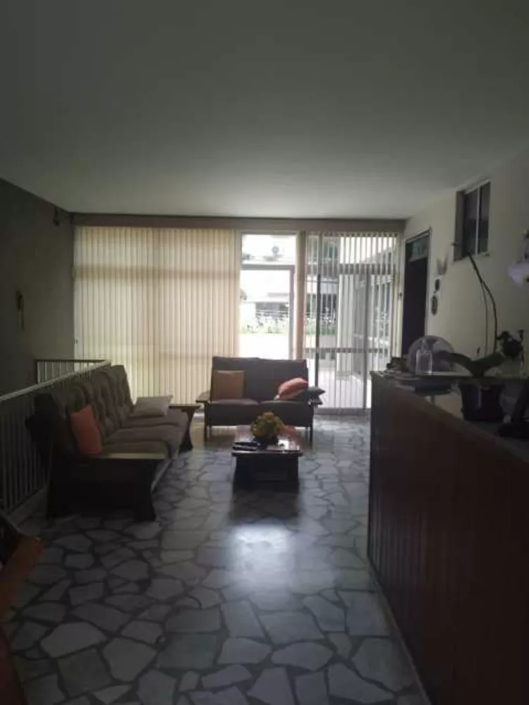 Casa, 4 quartos, 372 m² - Foto 9