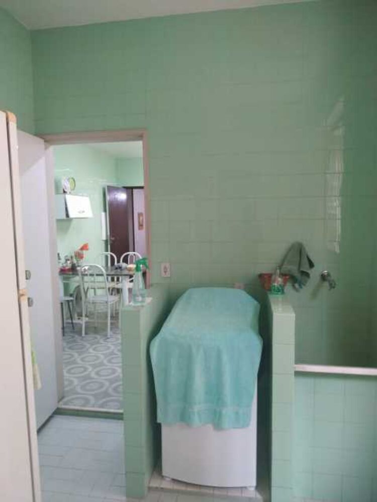 Casa à venda com 4 quartos, 372m² - Foto 16