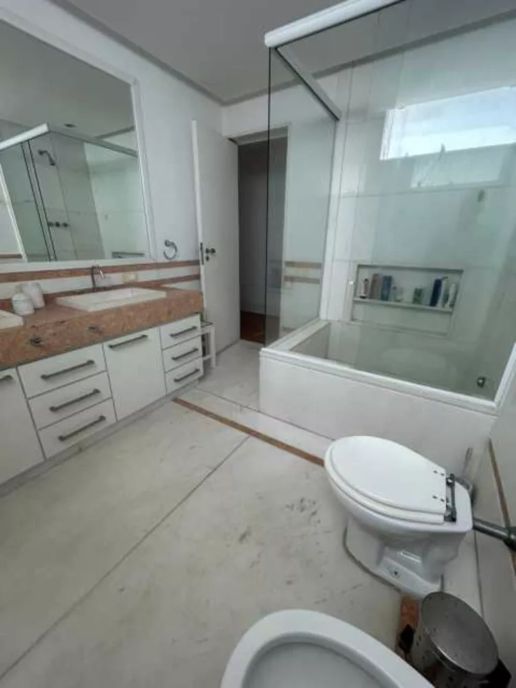 Apartamento, 3 quartos, 250 m² - Foto 12
