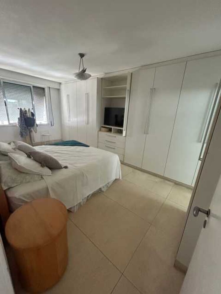 Apartamento, 3 quartos, 250 m² - Foto 2