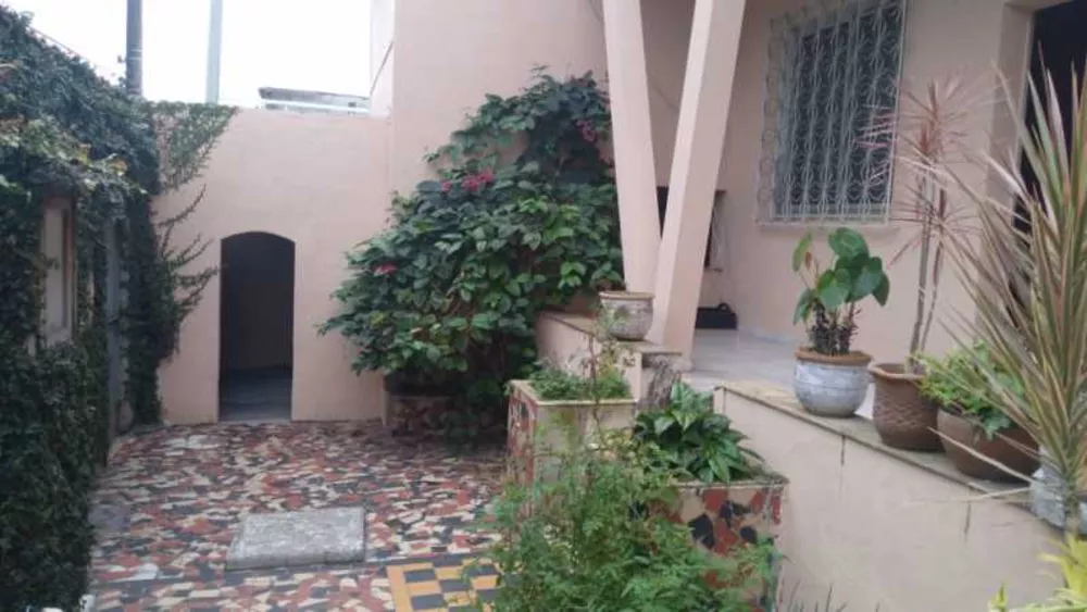 Casa, 4 quartos, 284 m² - Foto 1