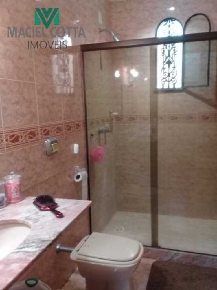 Casa, 5 quartos - Foto 1