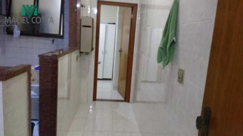 Apartamento à venda com 3 quartos, 176m² - Foto 15