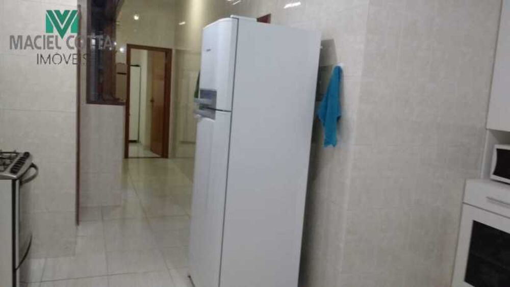 Apartamento à venda com 3 quartos, 176m² - Foto 14