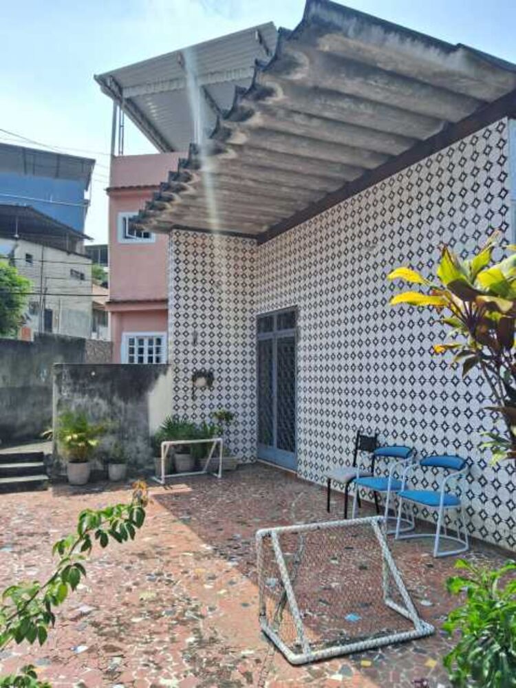 Casa, 5 quartos, 130 m² - Foto 2