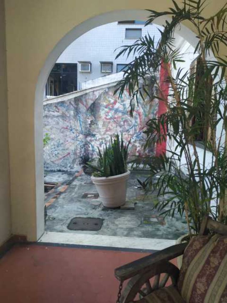 Casa à venda com 3 quartos, 860m² - Foto 4