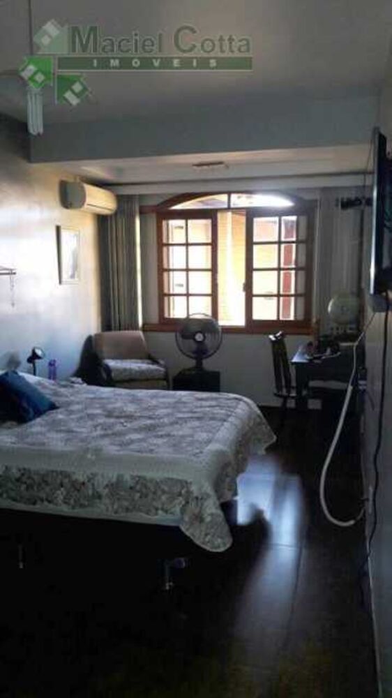 Casa à venda com 4 quartos, 360m² - Foto 7