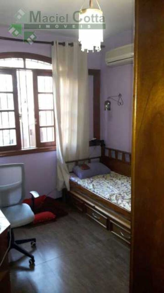 Casa à venda com 4 quartos, 360m² - Foto 9