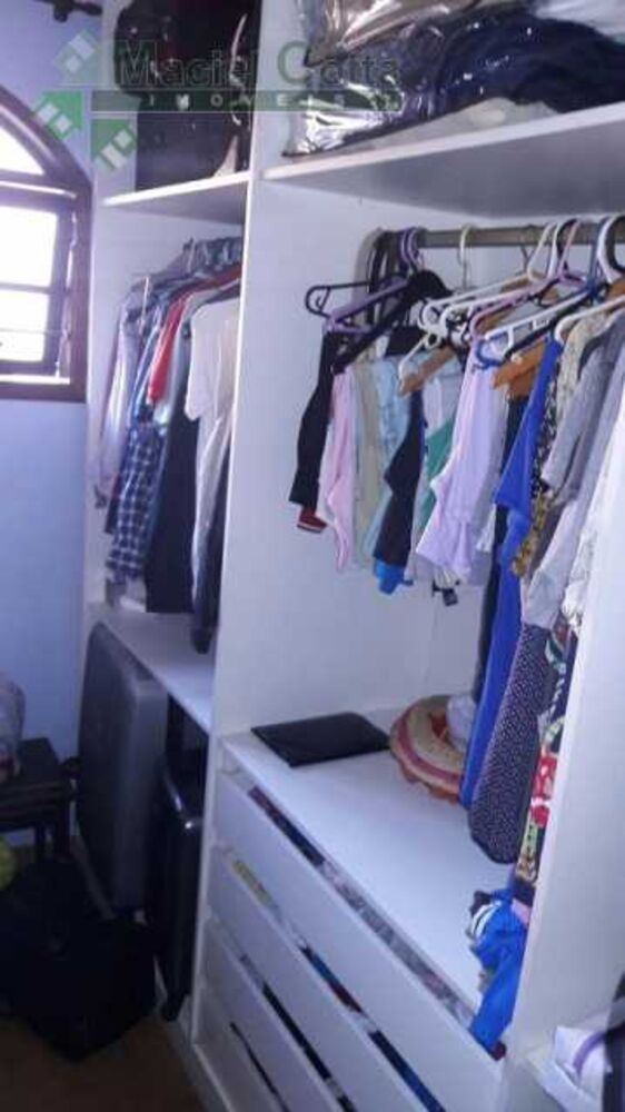 Casa à venda com 4 quartos, 360m² - Foto 11