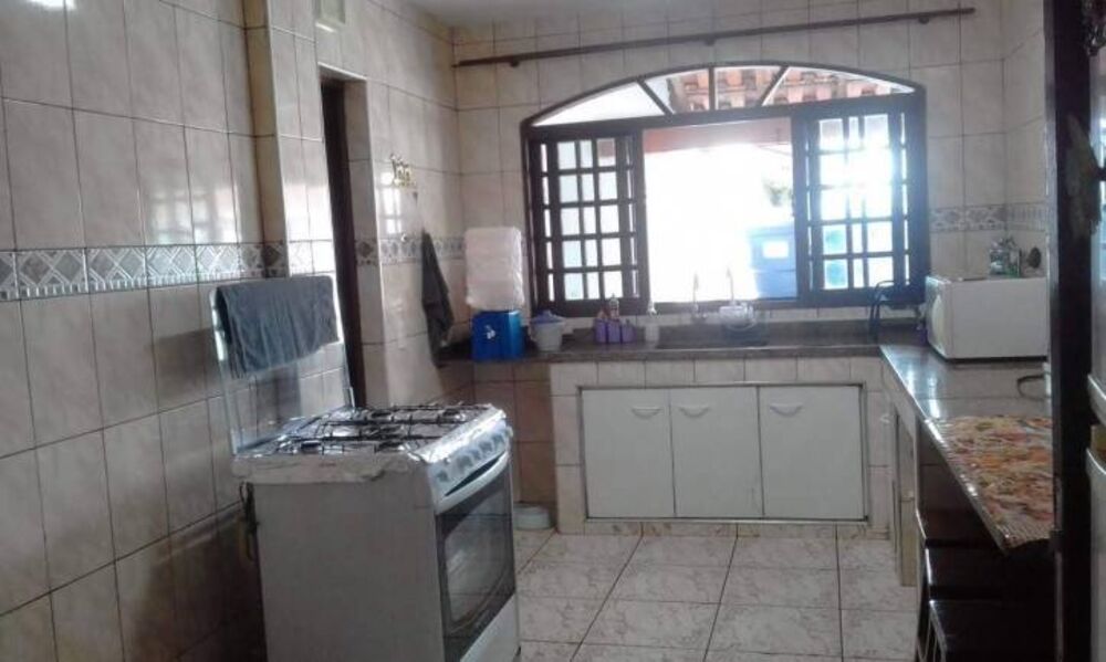 Casa, 3 quartos, 270 m² - Foto 2