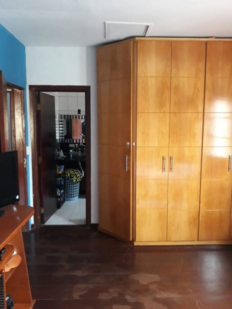 Casa, 3 quartos, 270 m² - Foto 3