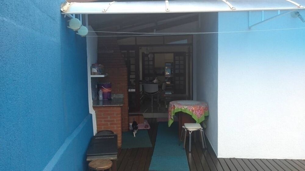 Casa, 2 quartos, 200 m² - Foto 1